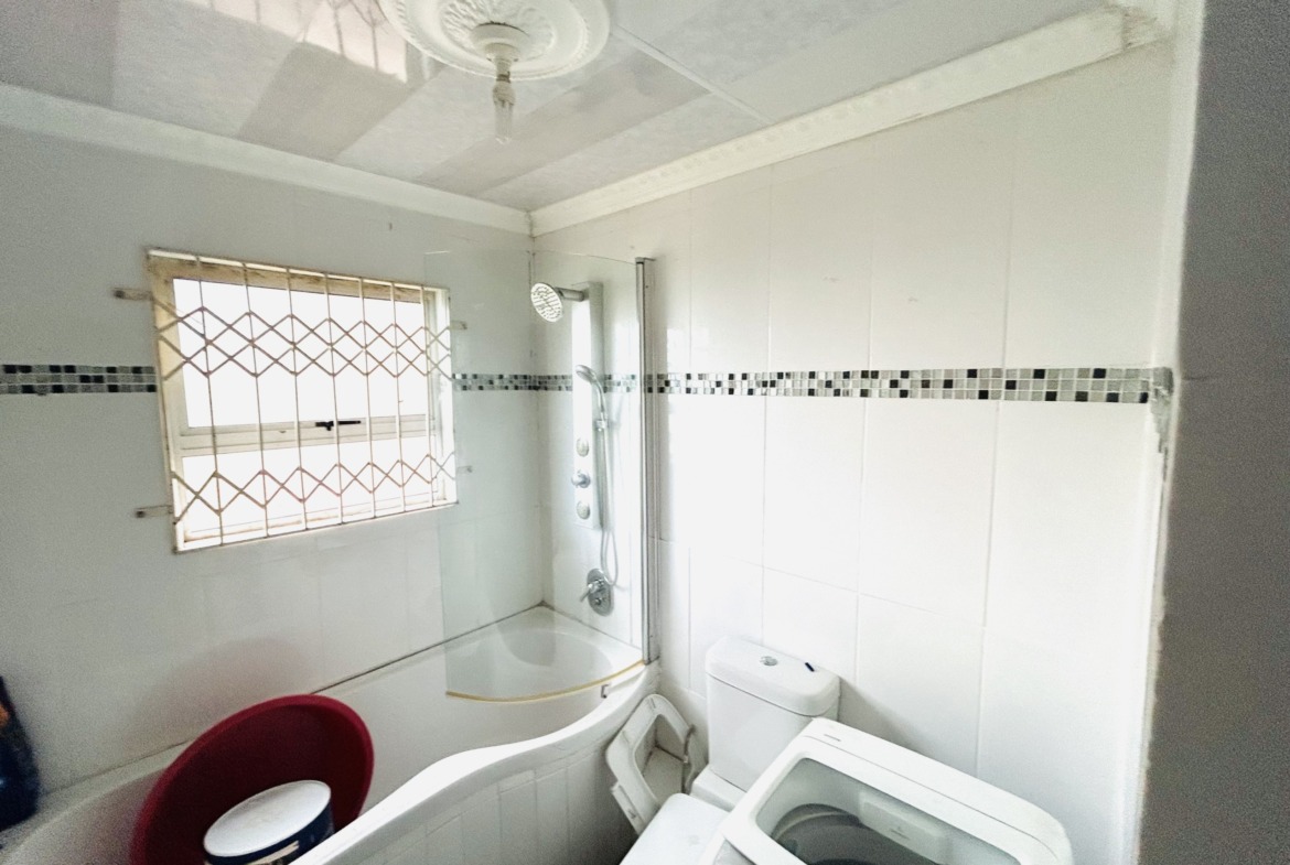Secure Mdantsane home with income-generating opportunity