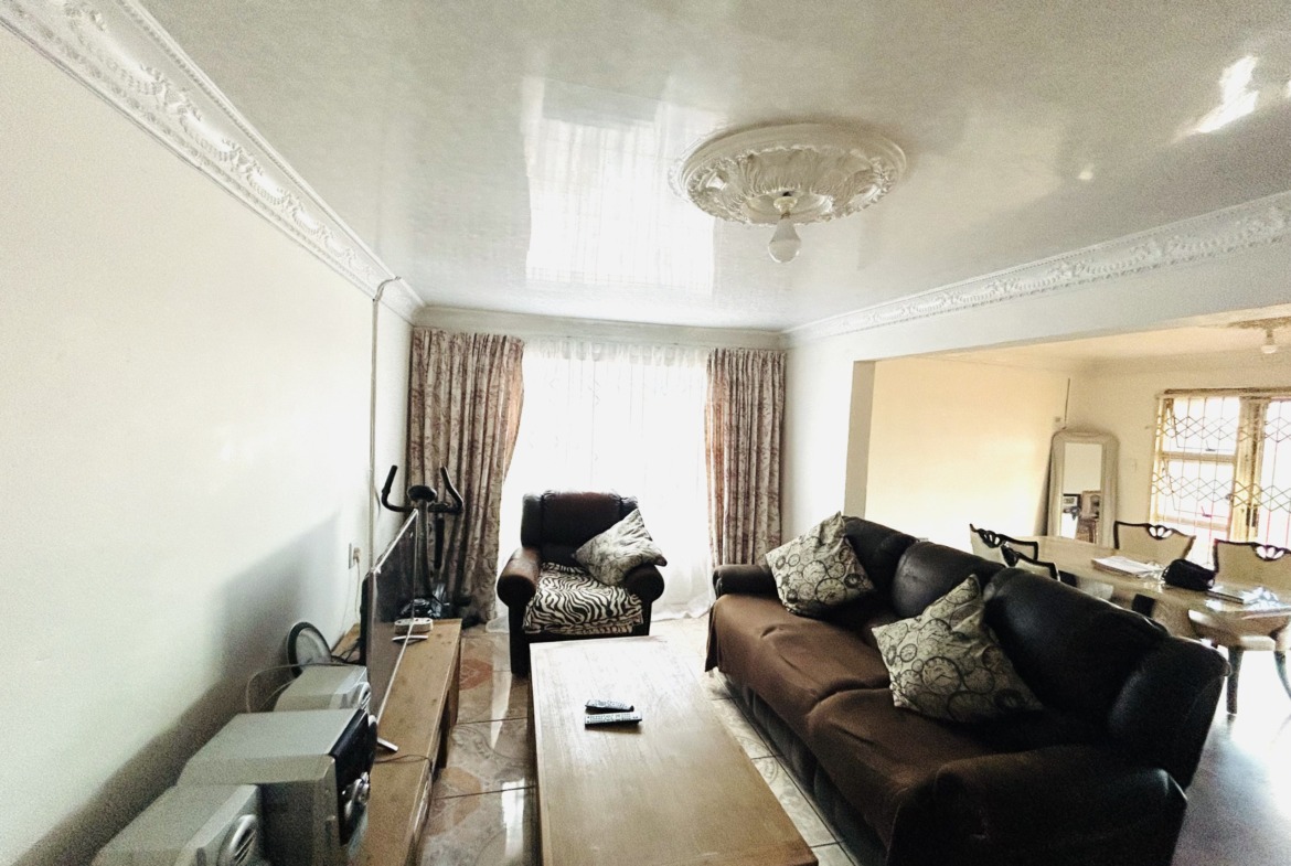 Secure Mdantsane home with income-generating opportunity
