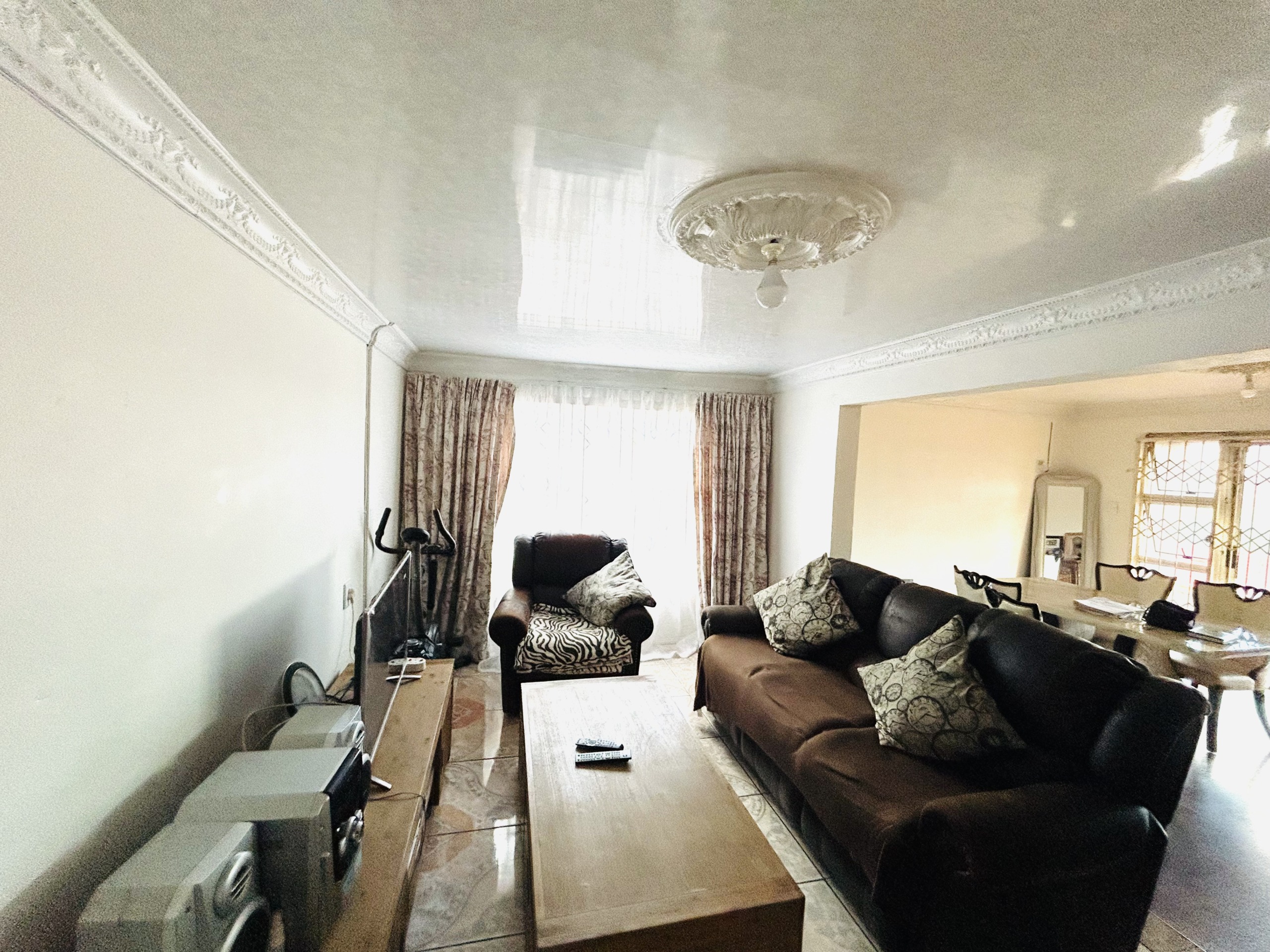 IMG_0841 Secure Mdantsane home with income-generating opportunity