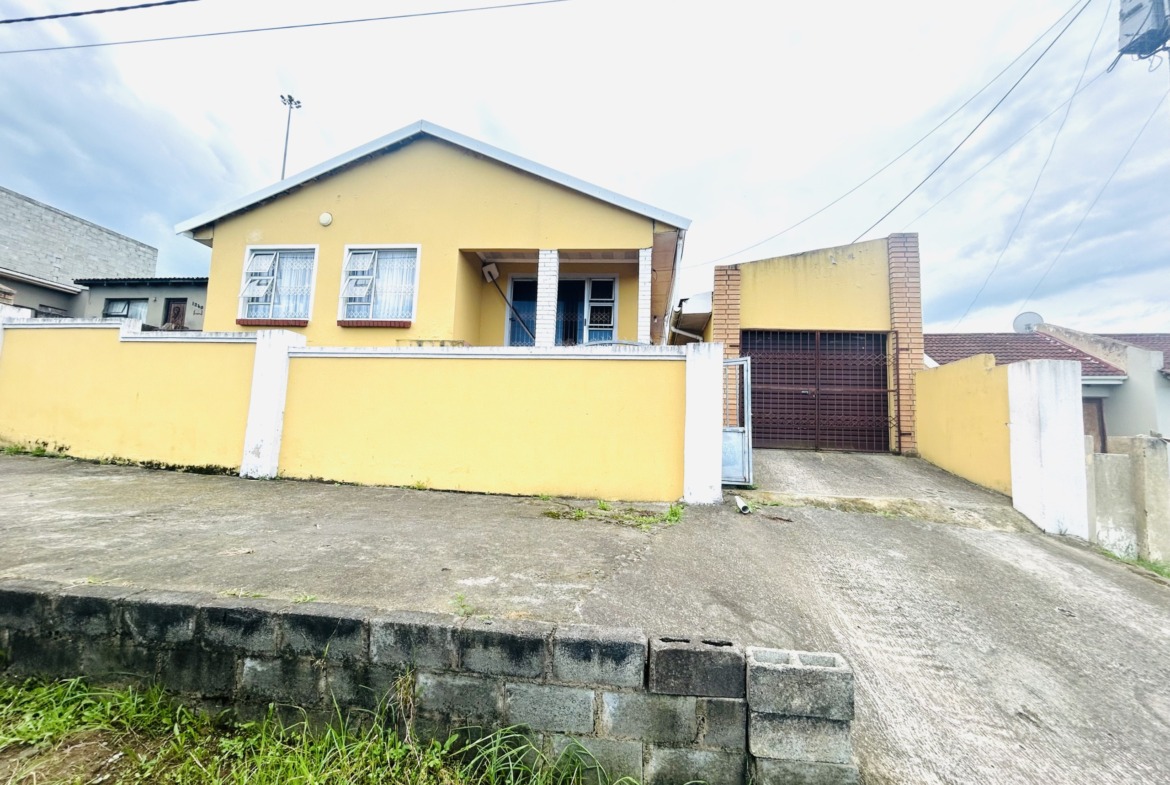 Secure Mdantsane home with income-generating opportunity