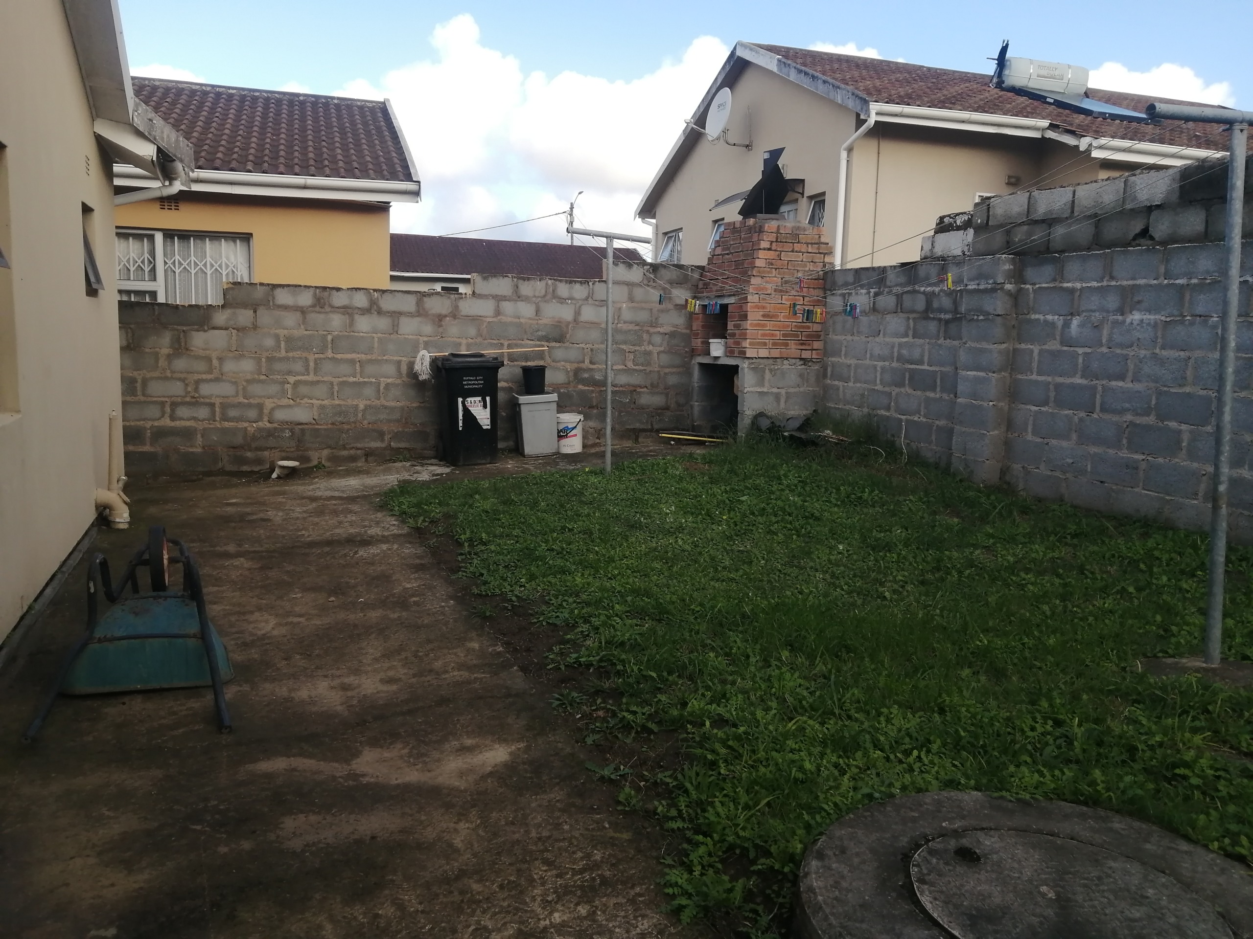 IMG_20250407_161309 Beautiful 2 bedroom home in Amalinda Heights on sale