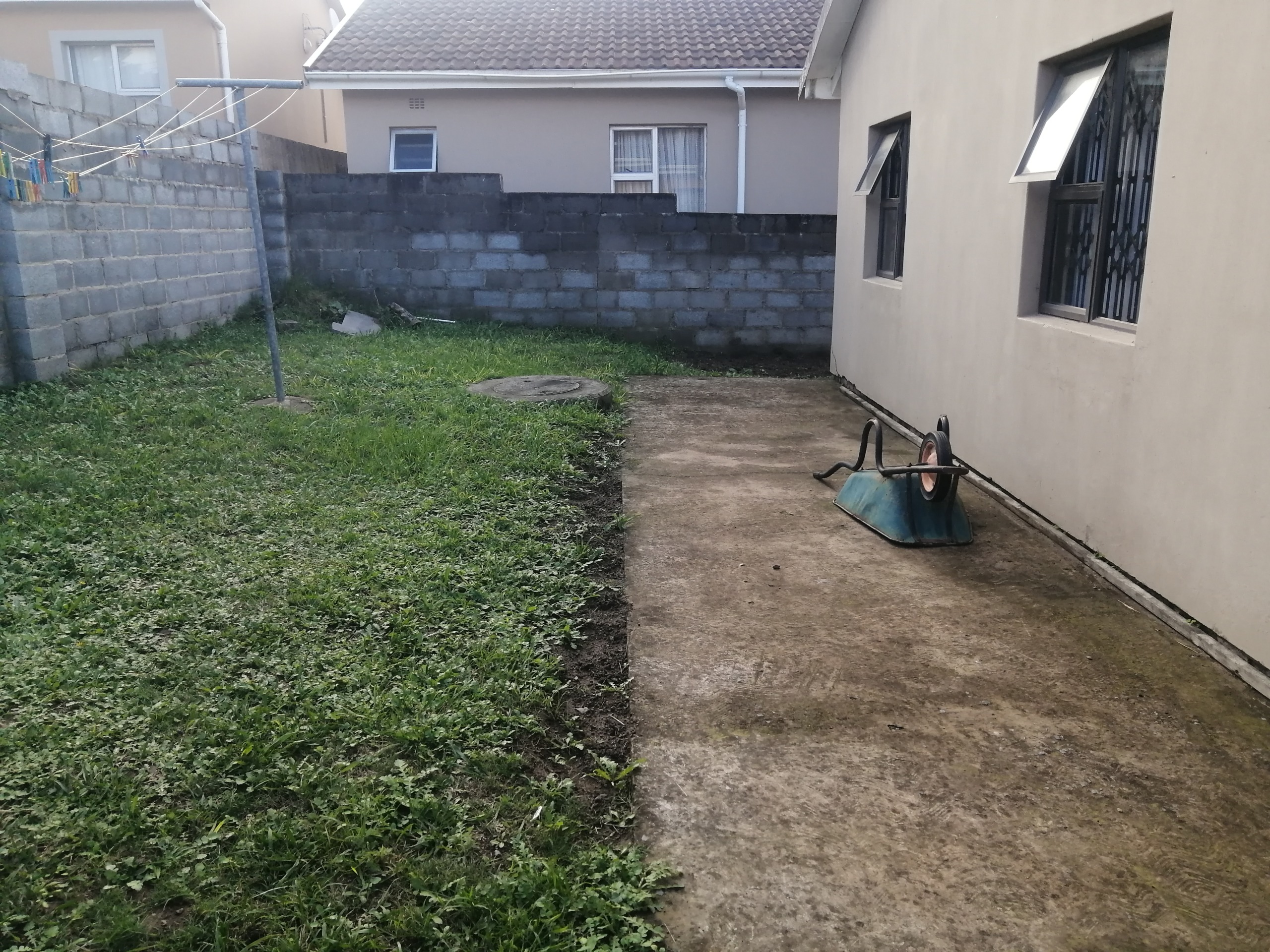 IMG_20250407_161352 Beautiful 2 bedroom home in Amalinda Heights on sale
