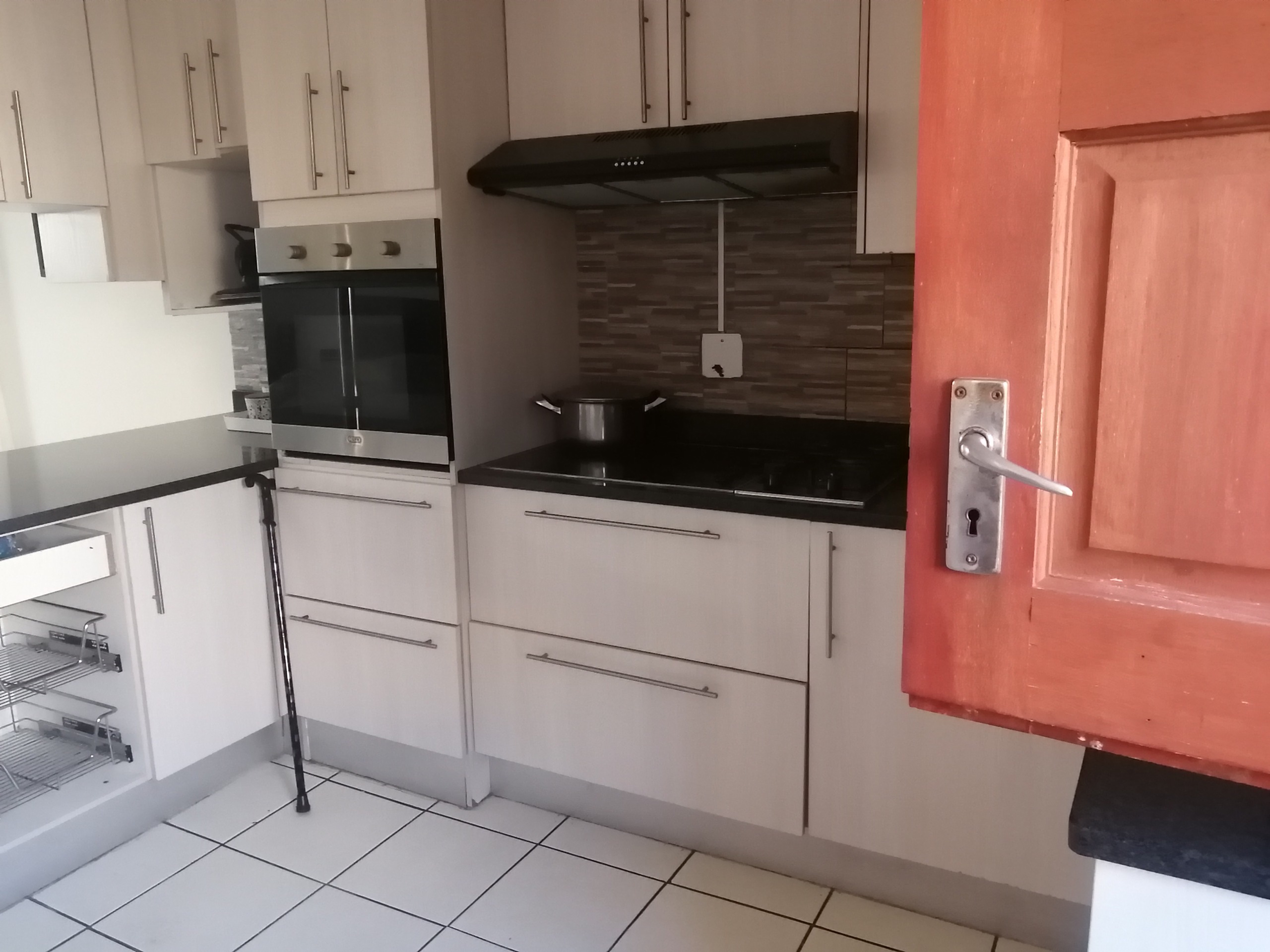 bsh Beautiful 2 bedroom home in Amalinda Heights on sale