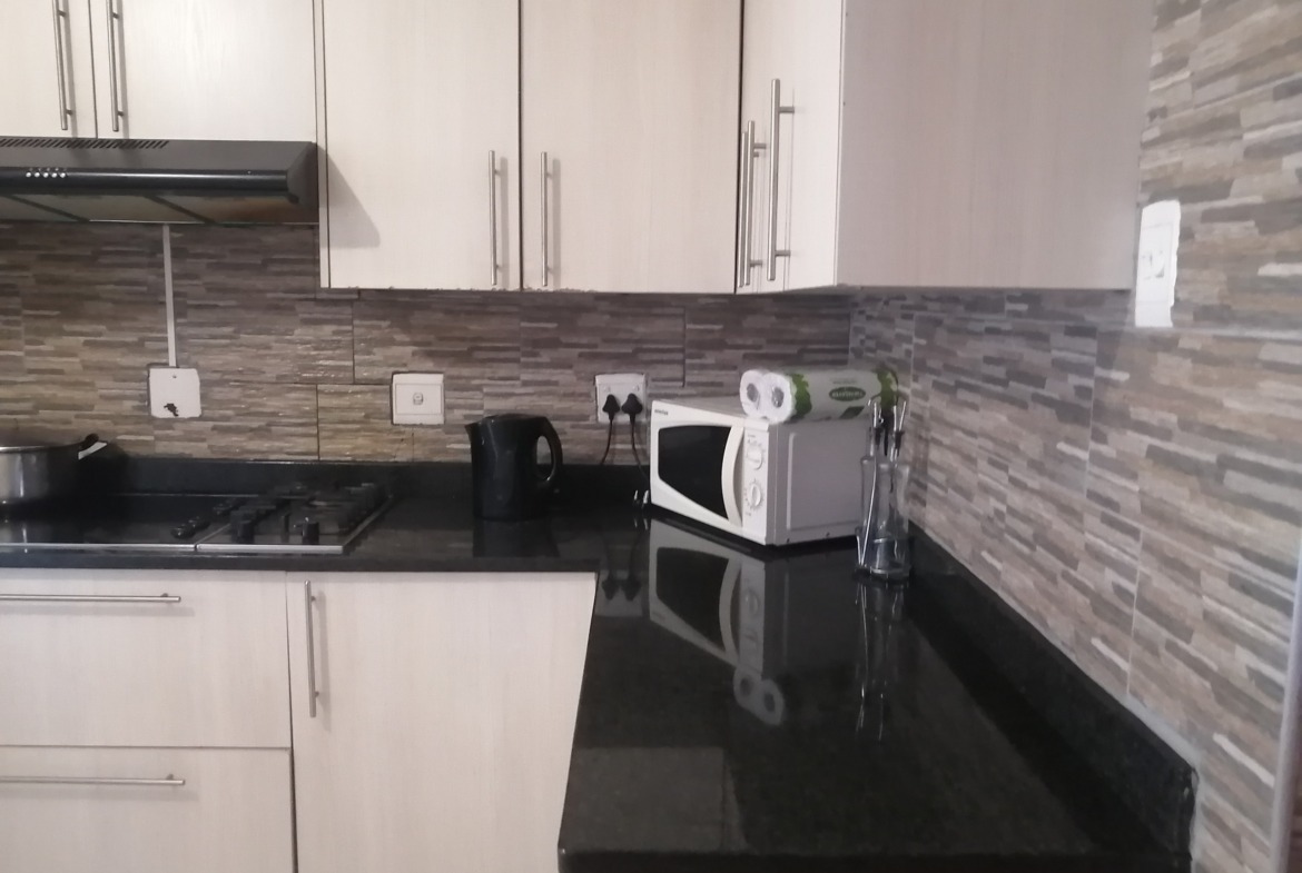 Beautiful 2 bedroom home in Amalinda Heights on sale