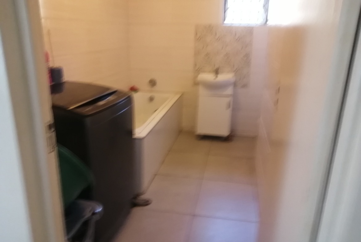 Beautiful 2 bedroom home in Amalinda Heights on sale