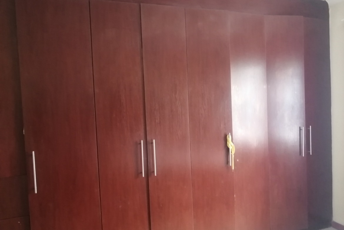 Beautiful 2 bedroom home in Amalinda Heights on sale
