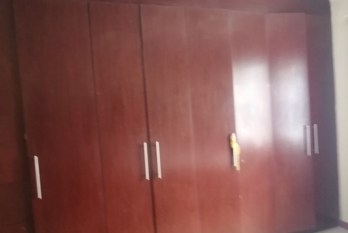 Beautiful 2 bedroom home in Amalinda Heights on sale