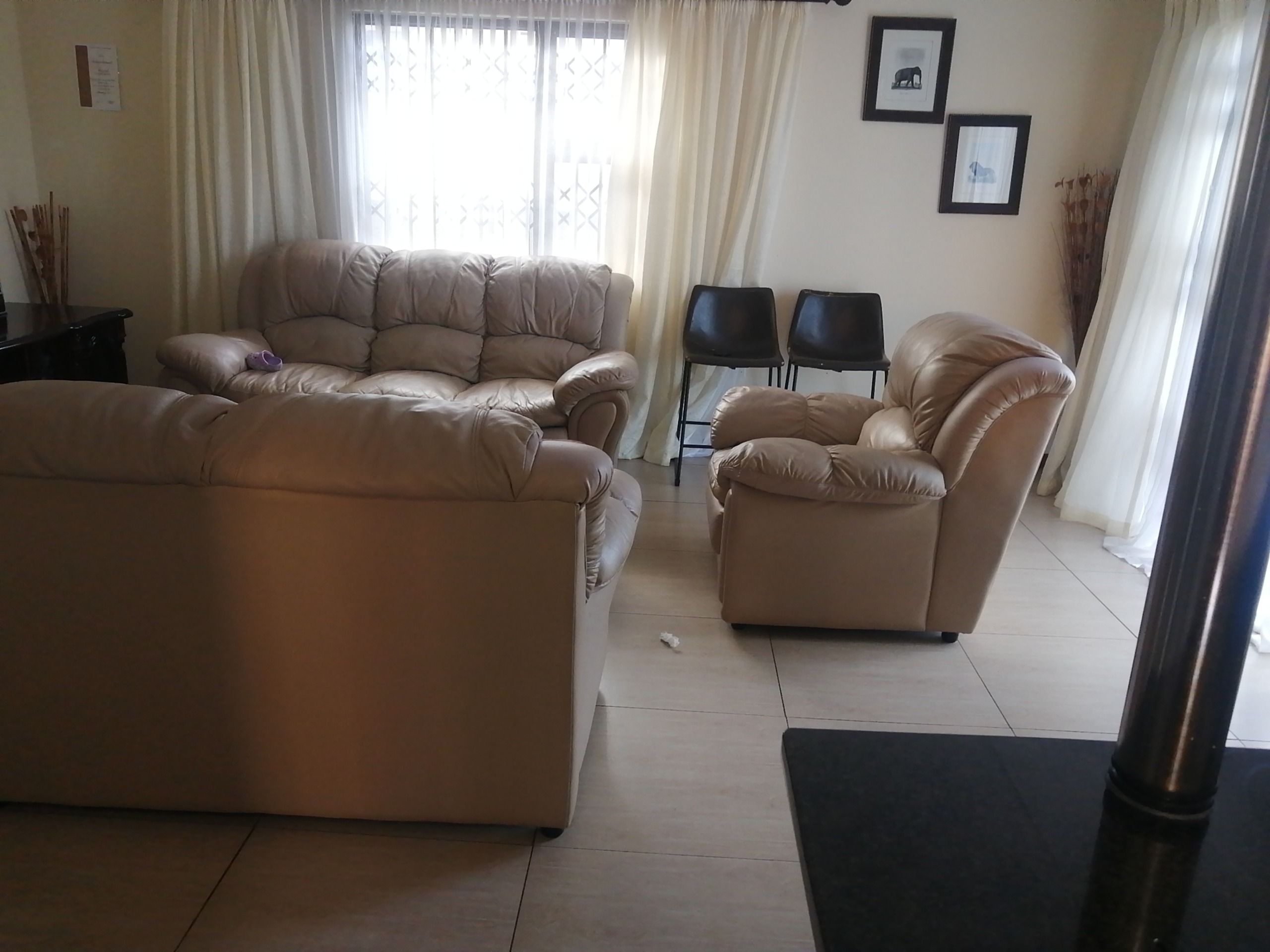 bsh Beautiful 2 bedroom home in Amalinda Heights on sale