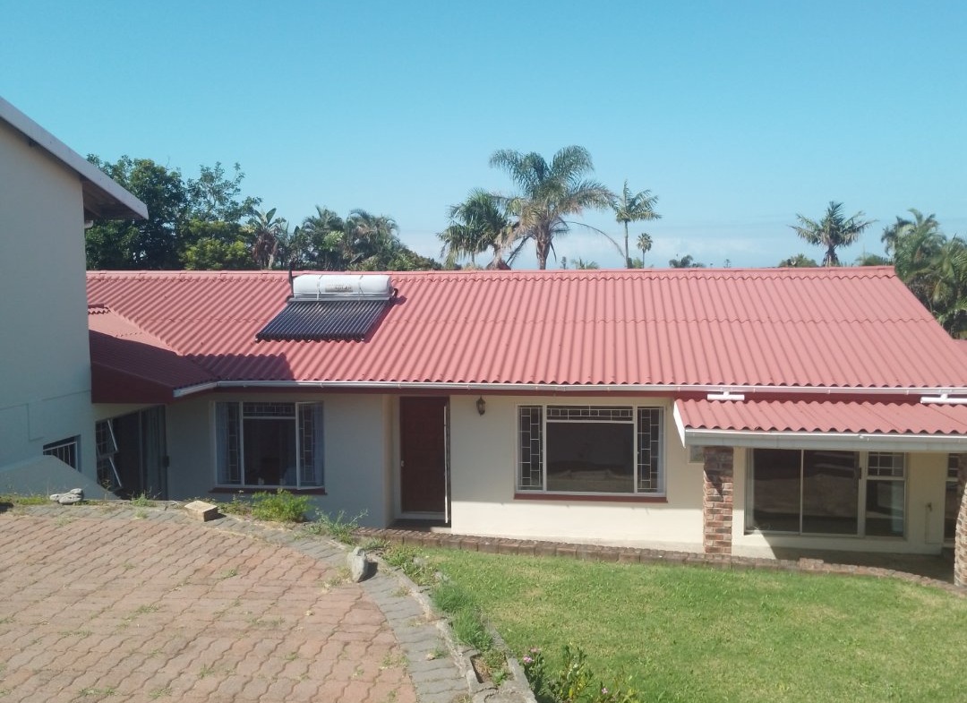 Spacious large home, close to Gonubie amenities