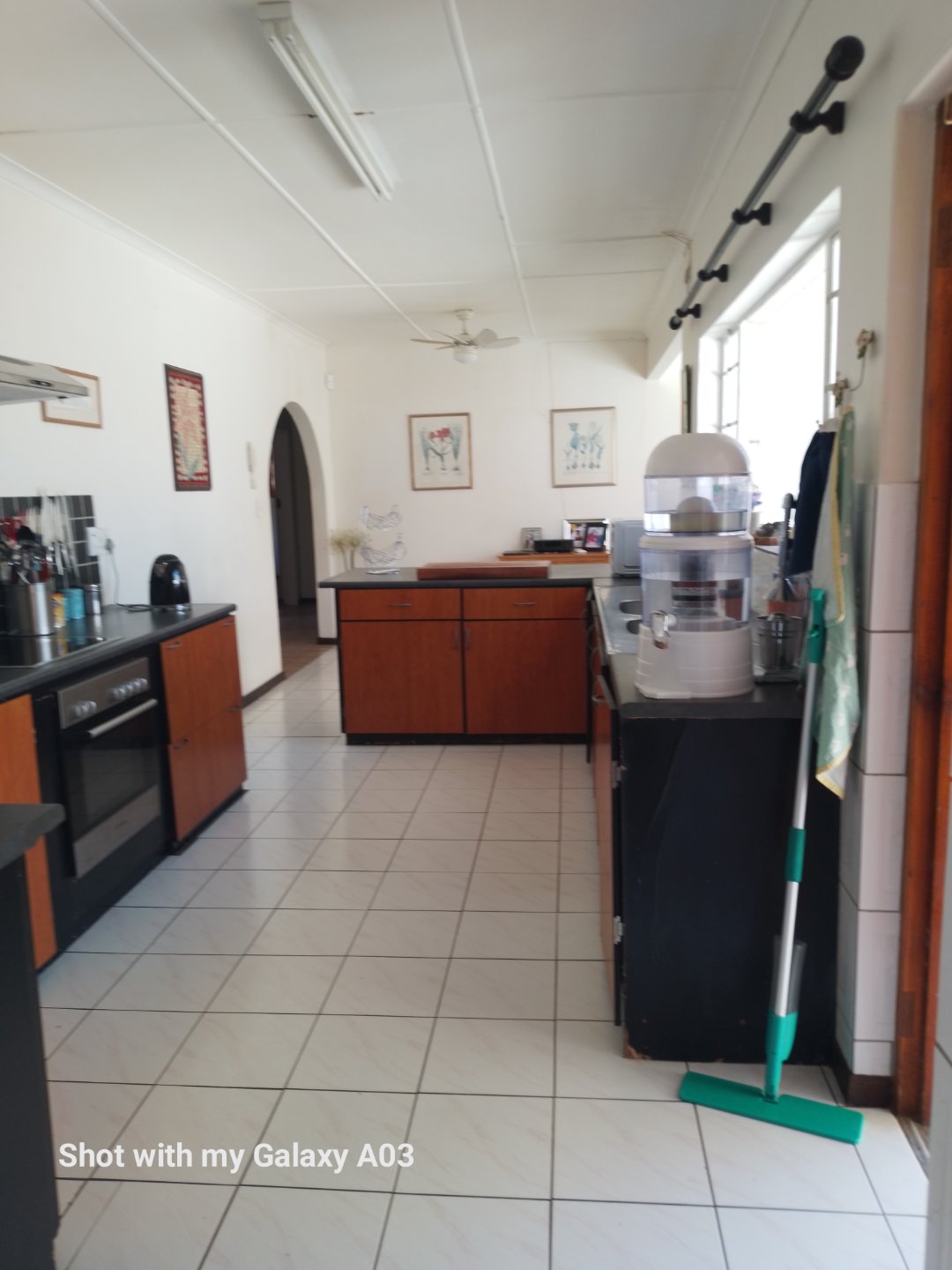 download (14) Spacious large home, close to Gonubie amenities