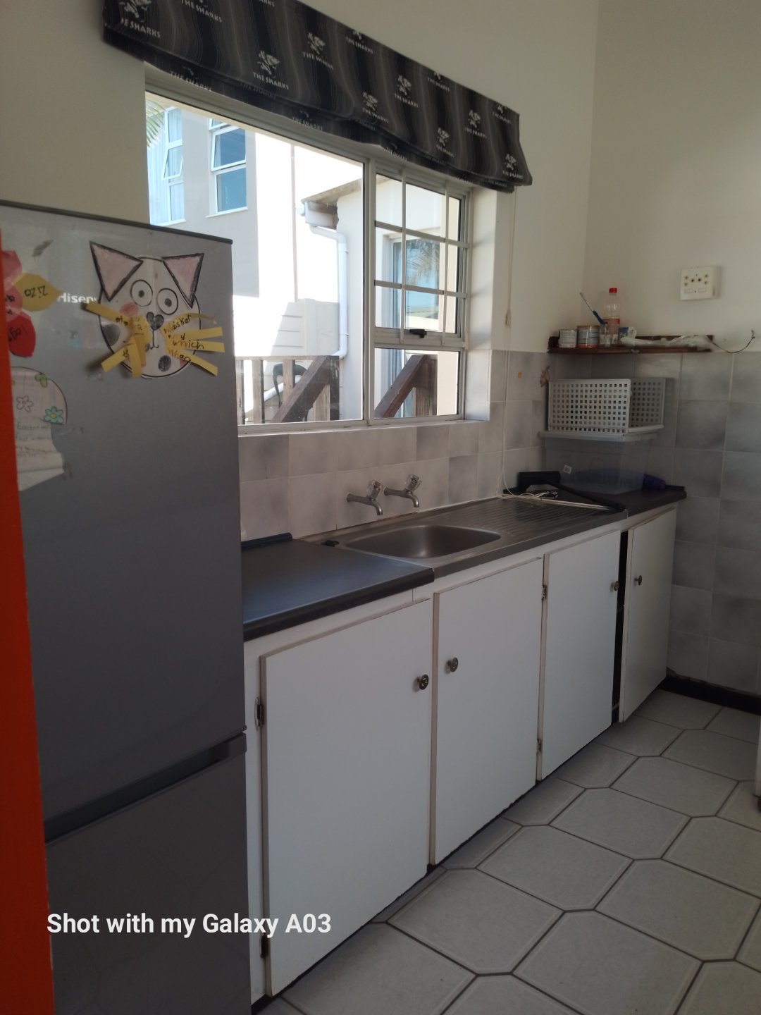 download (18) Spacious large home, close to Gonubie amenities