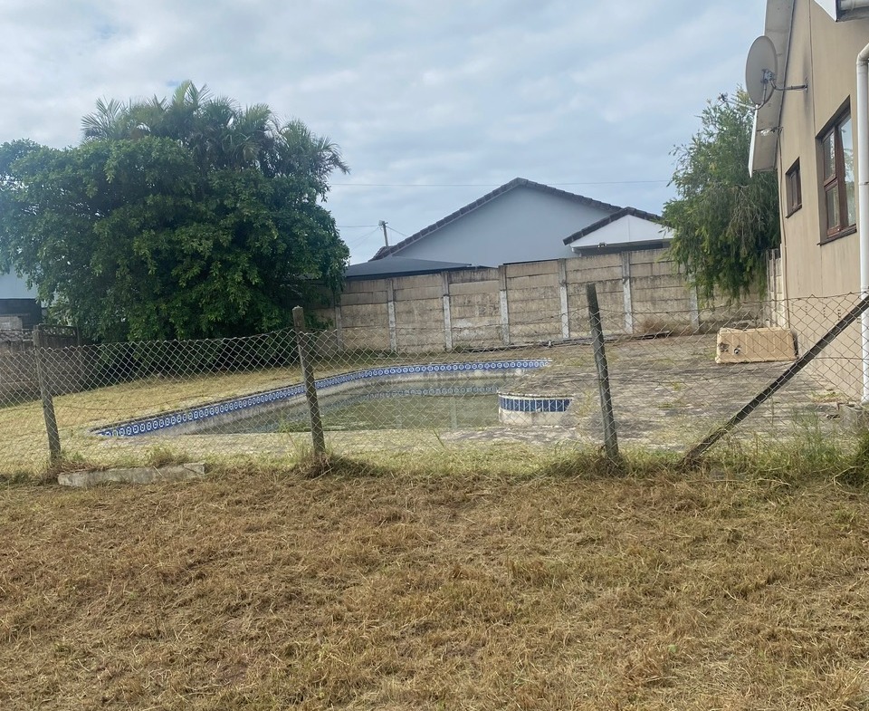 Family three-bedroom home in Greenfields