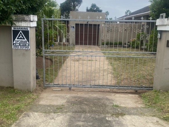 Family three-bedroom home in Greenfields