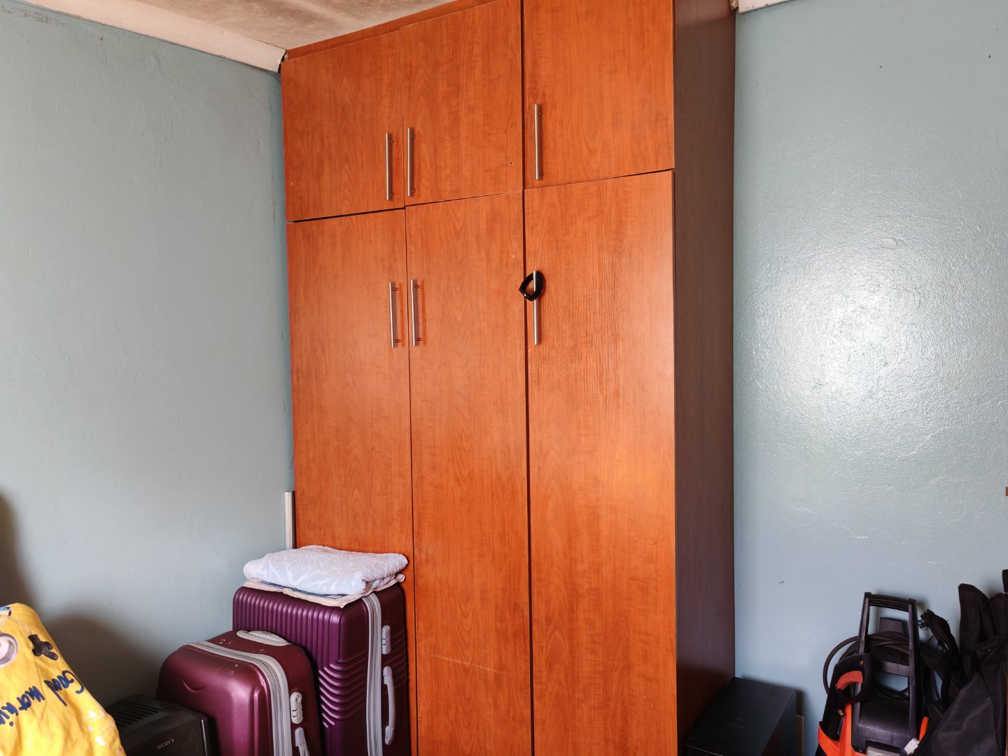 download (11) HOUSE FOR SALE IN NU 17