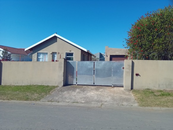 TWO BEDROOM HOUSE IN BHISHO  PARK