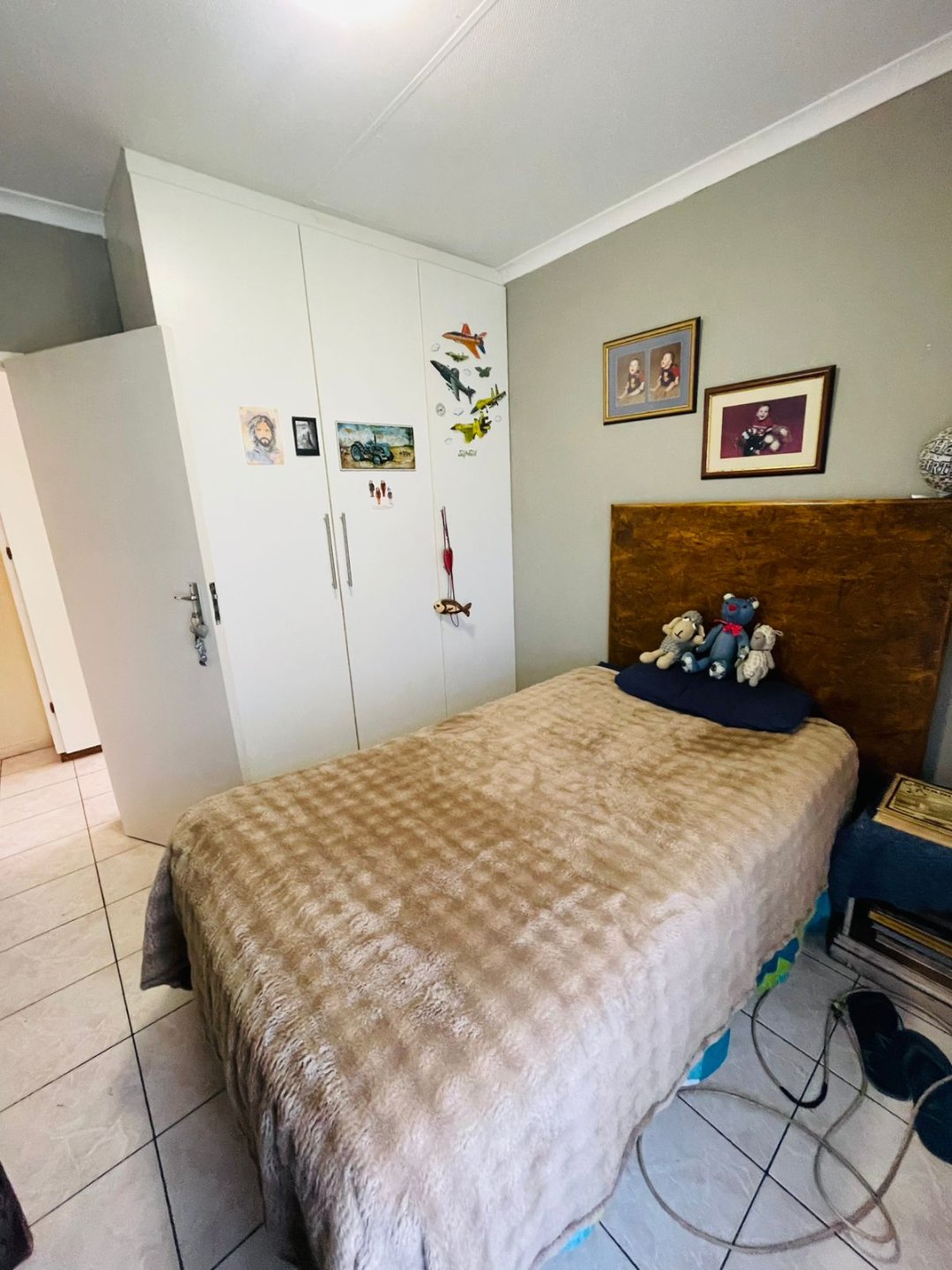27 4 Bedroom House for Sale in Gonubie