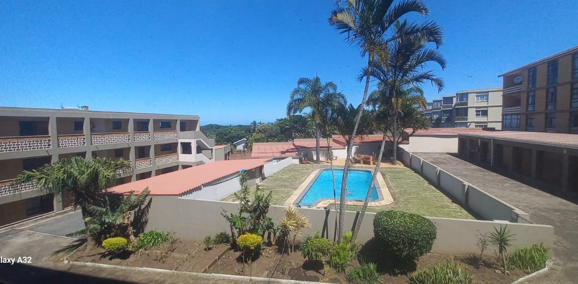 Charming 2 bedroom apartment for sale!