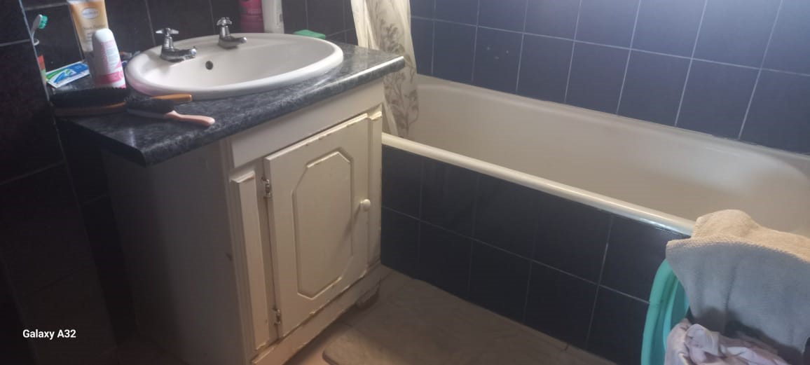 Charming 2 bedroom apartment for sale!