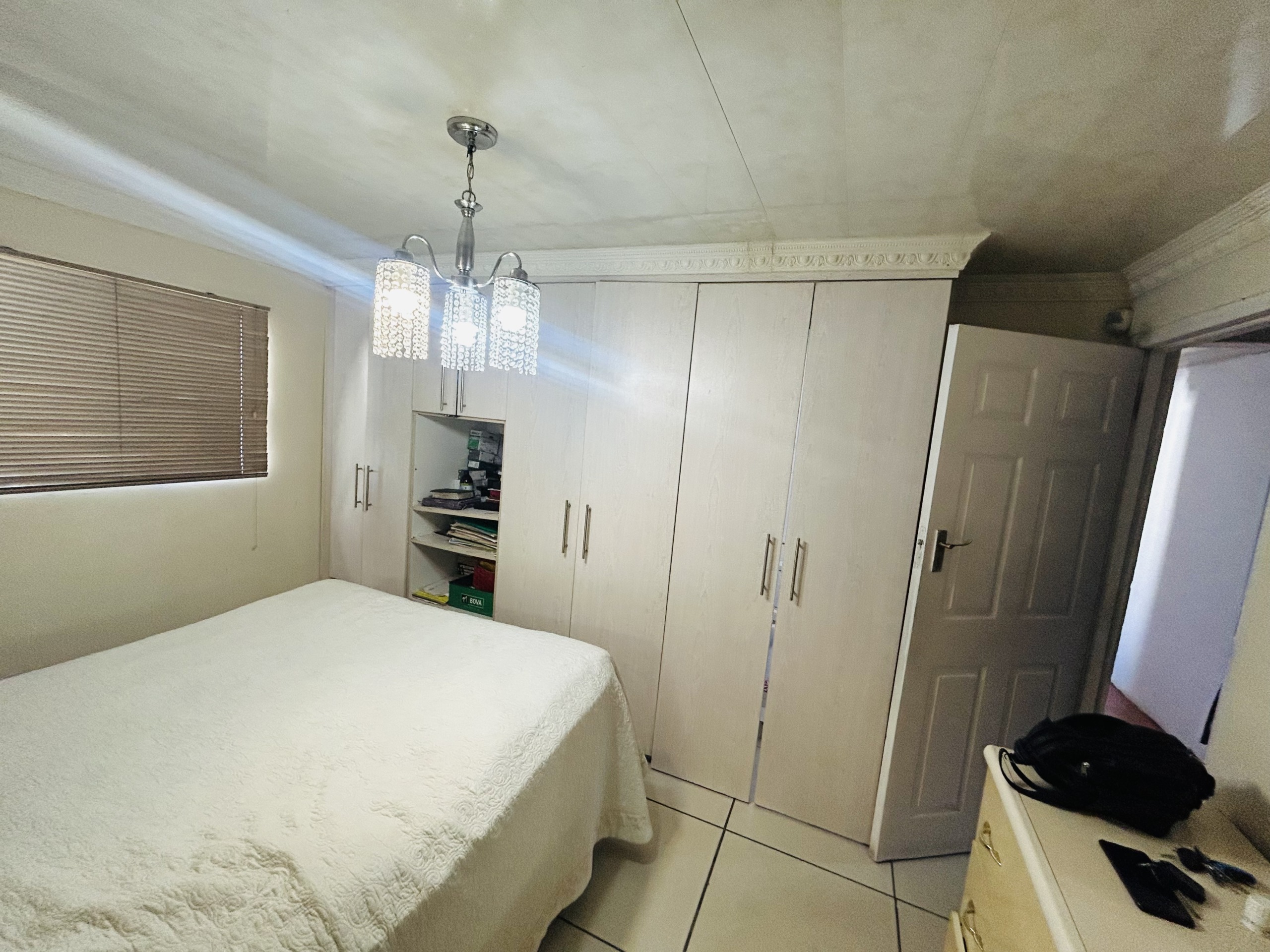IMG_4380 Stunning 3 bedroom home with outside flats!