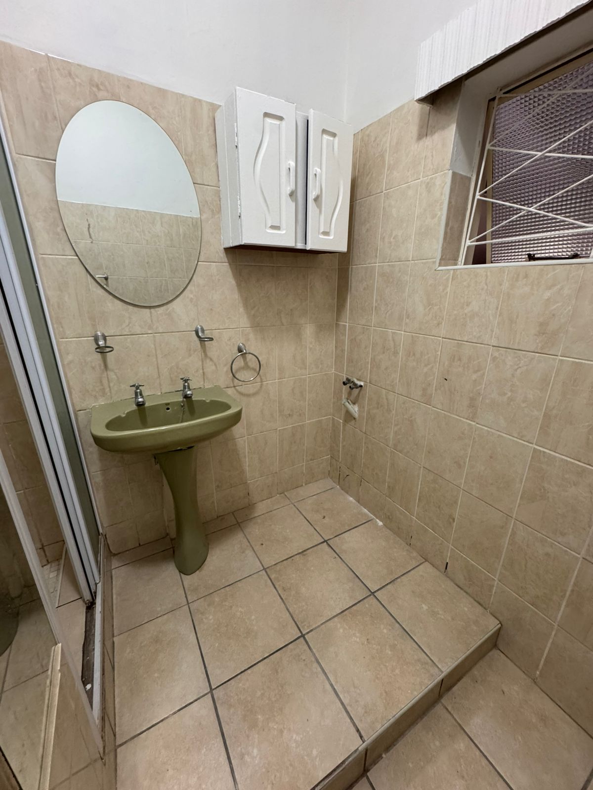 1000028175 Beautiful Property For Sale In Berea, East London