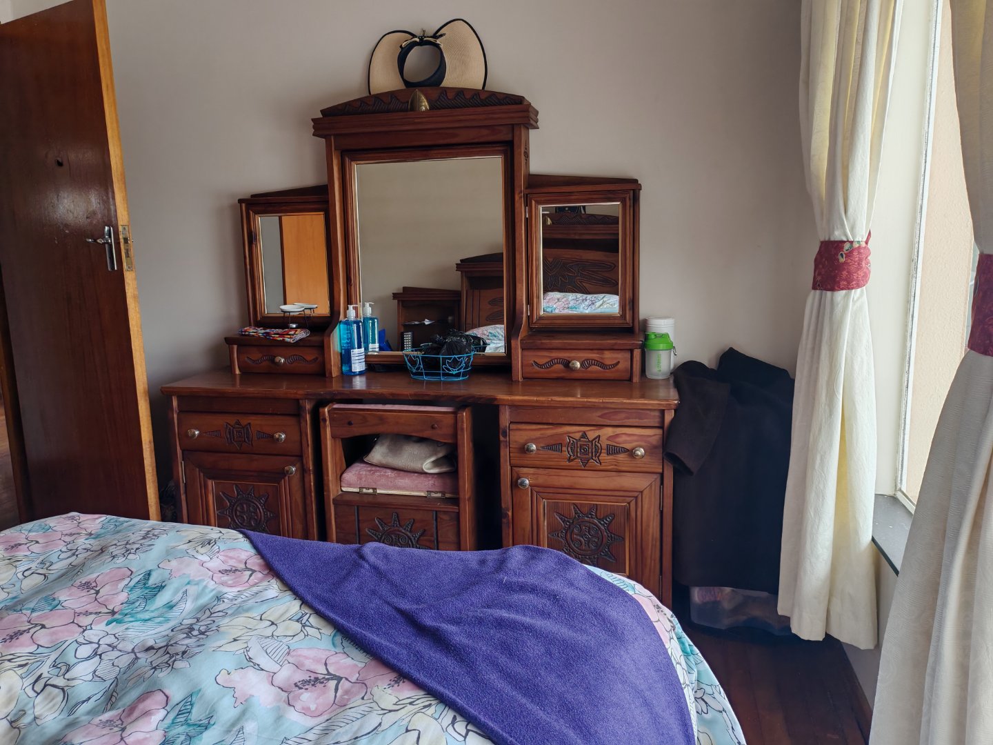 18 4 Bedroom house for sale in Saxilby Amalinda