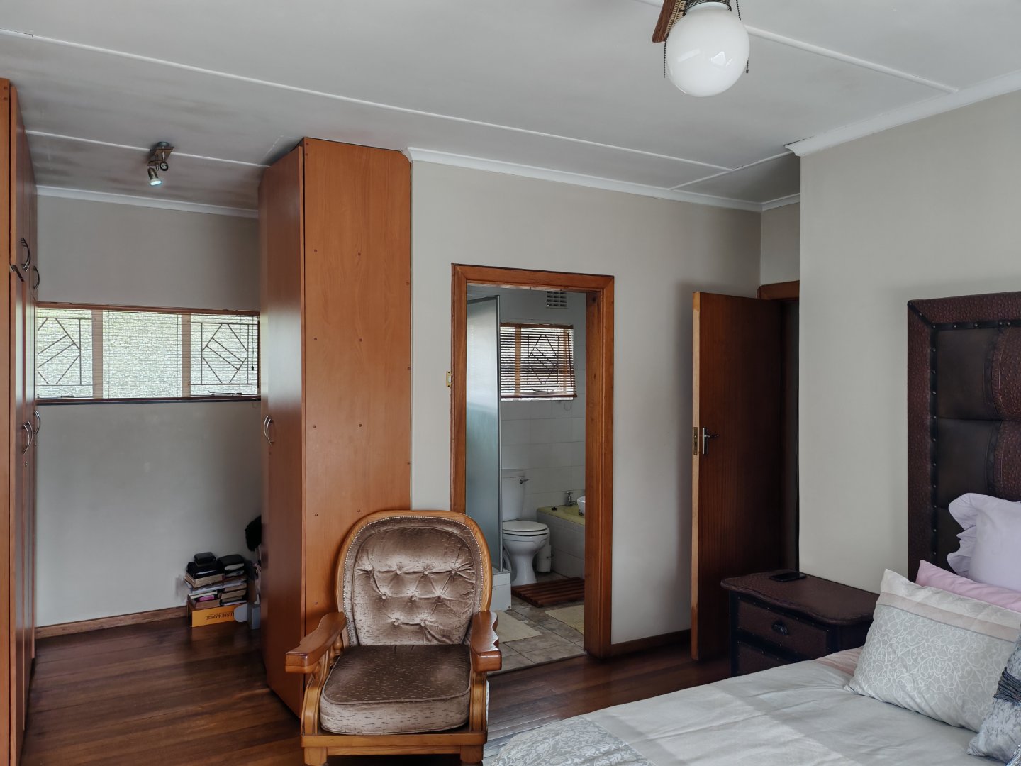 19 4 Bedroom house for sale in Saxilby Amalinda