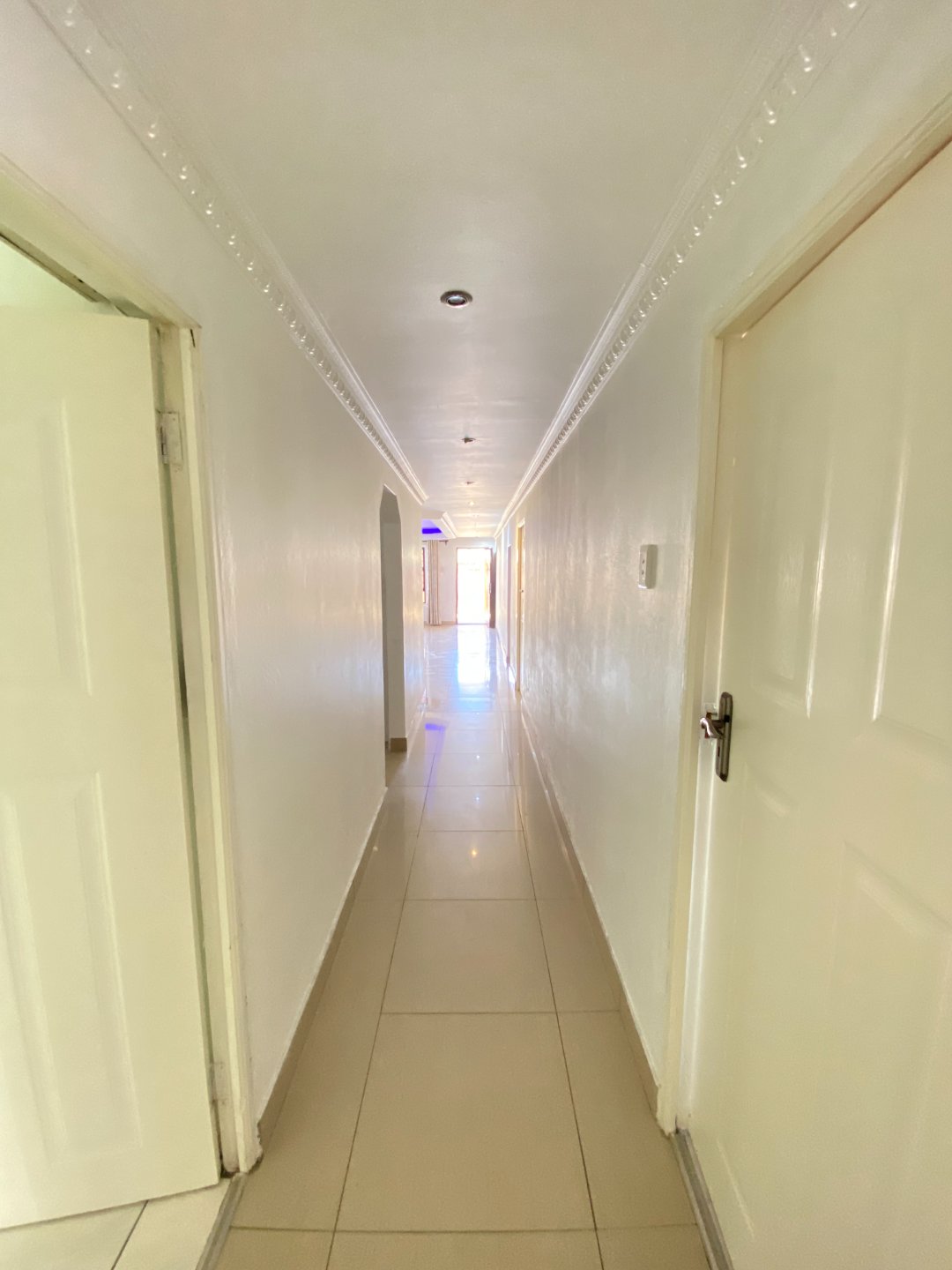 28 Family home for sale!
