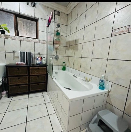 3 bedroom house for sale in Braelyn