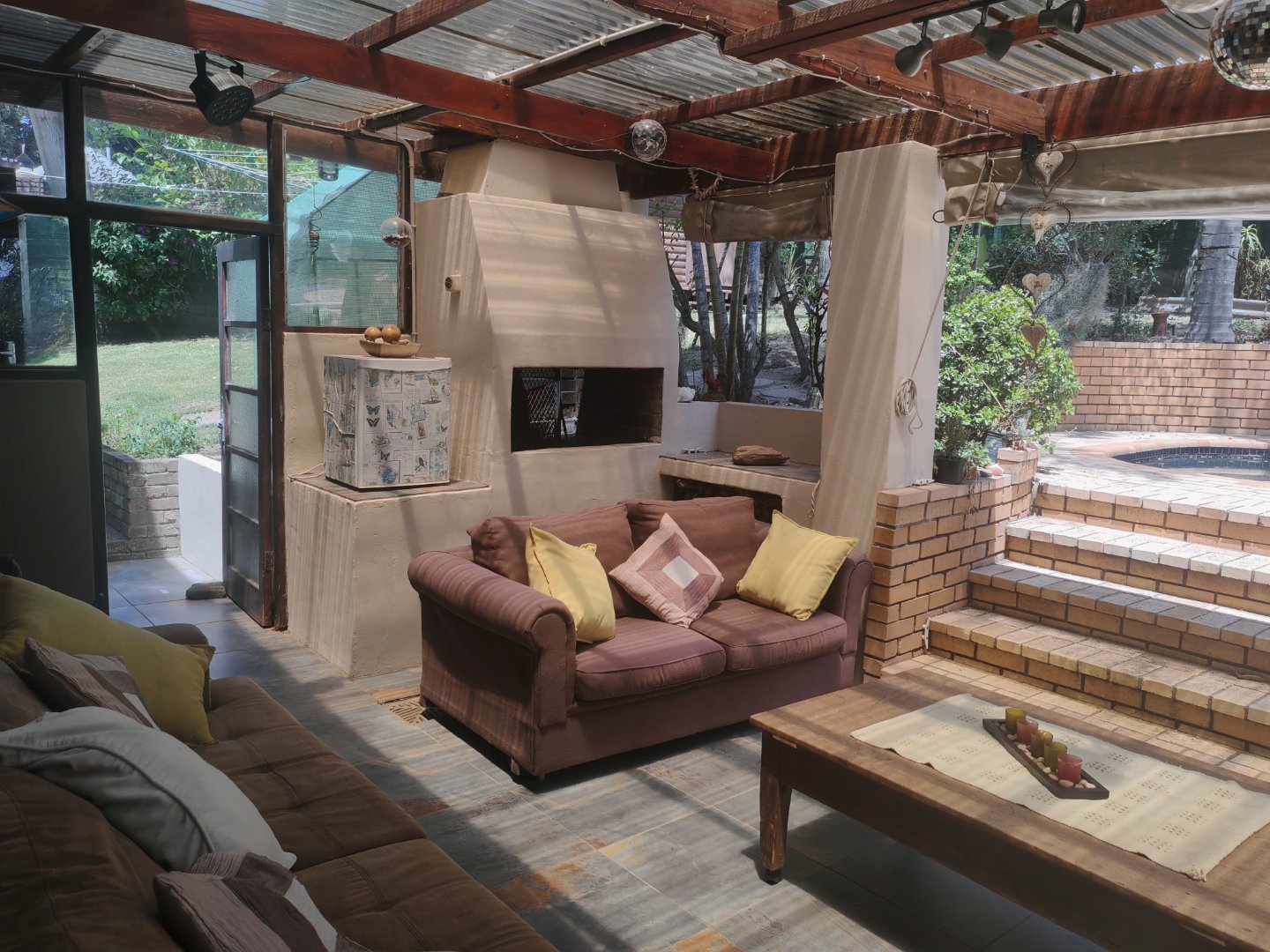 3 Bedroom House For Sale in Beacon Bay