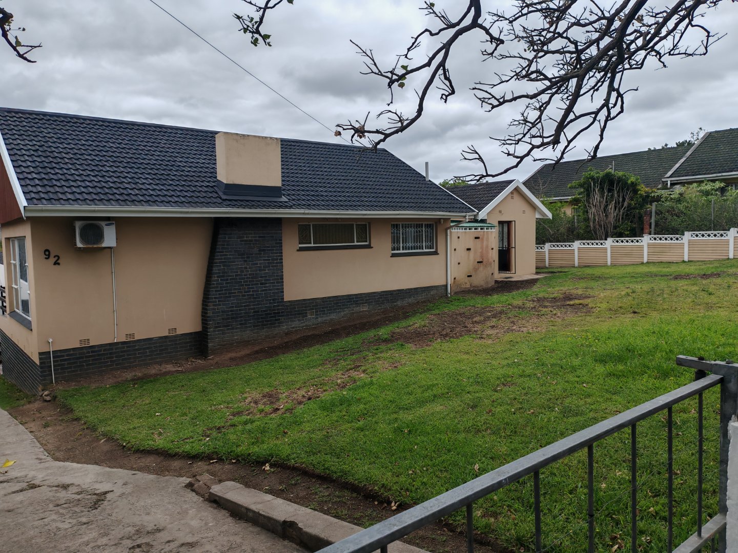 5 4 Bedroom house for sale in Saxilby Amalinda