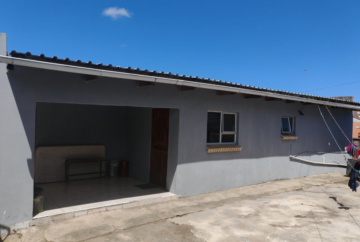2 Bedroom House for Sale in Dawn
