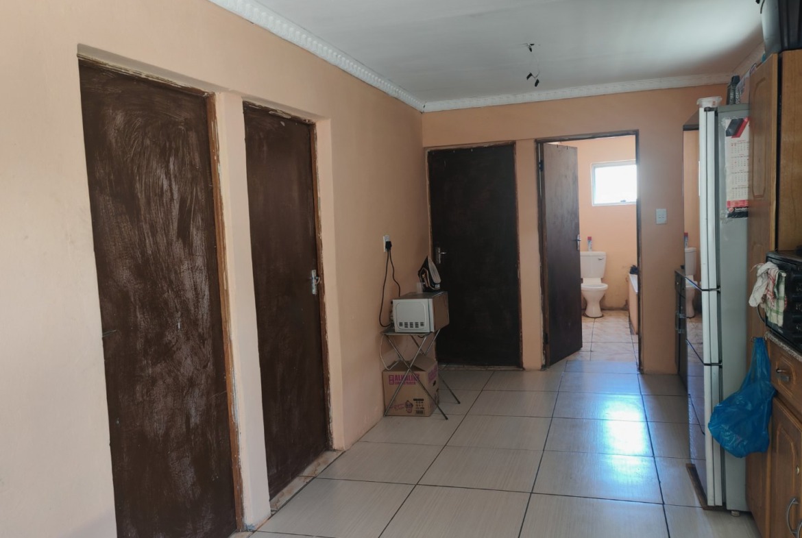2 Bedroom House for Sale in Dawn