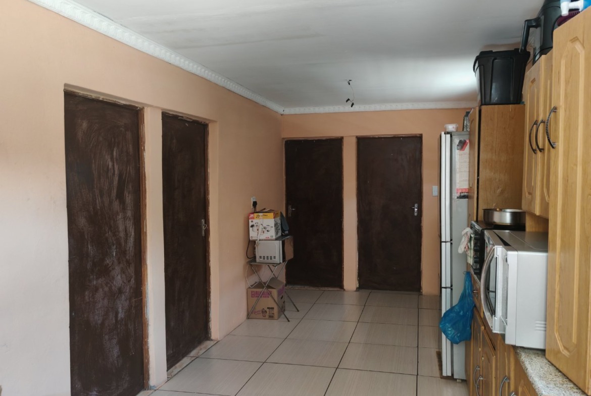 2 Bedroom House for Sale in Dawn