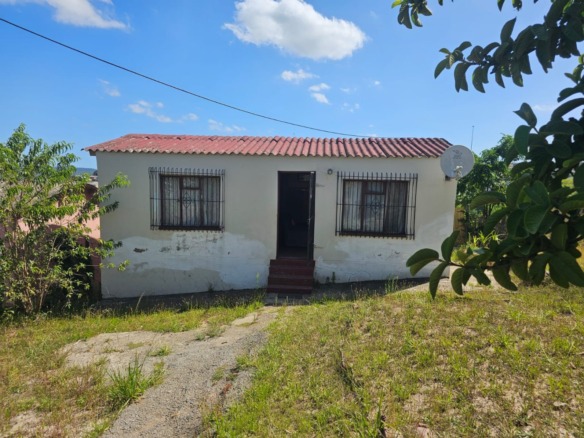 2 Bedroom House For Sale in NU 14 Mdantsane