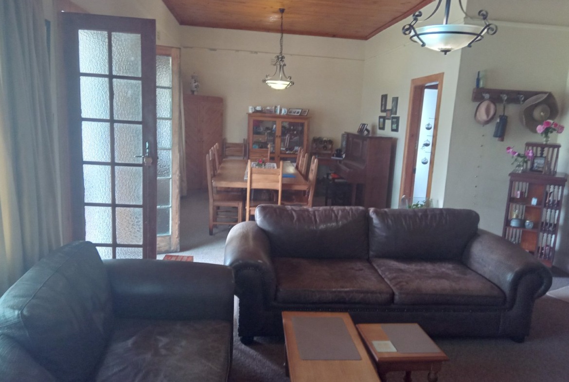 FOUR BEDROOM HOUSE FOR SALE IN KEI ROAD