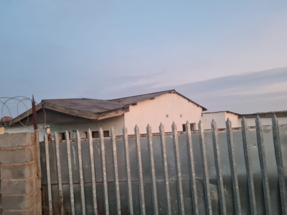 4 BEDROOM HOUSE IN ZWELITSHA ZONE 4 FOR SALE