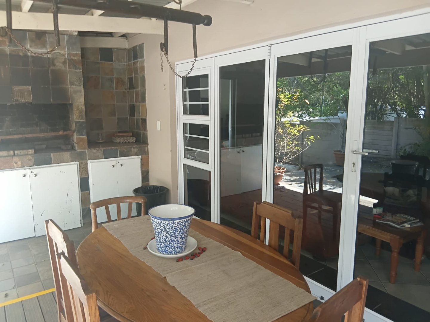 14 Charming Family Home with Granny Flat and Bachelor Apartment in Abbotsford For sale!