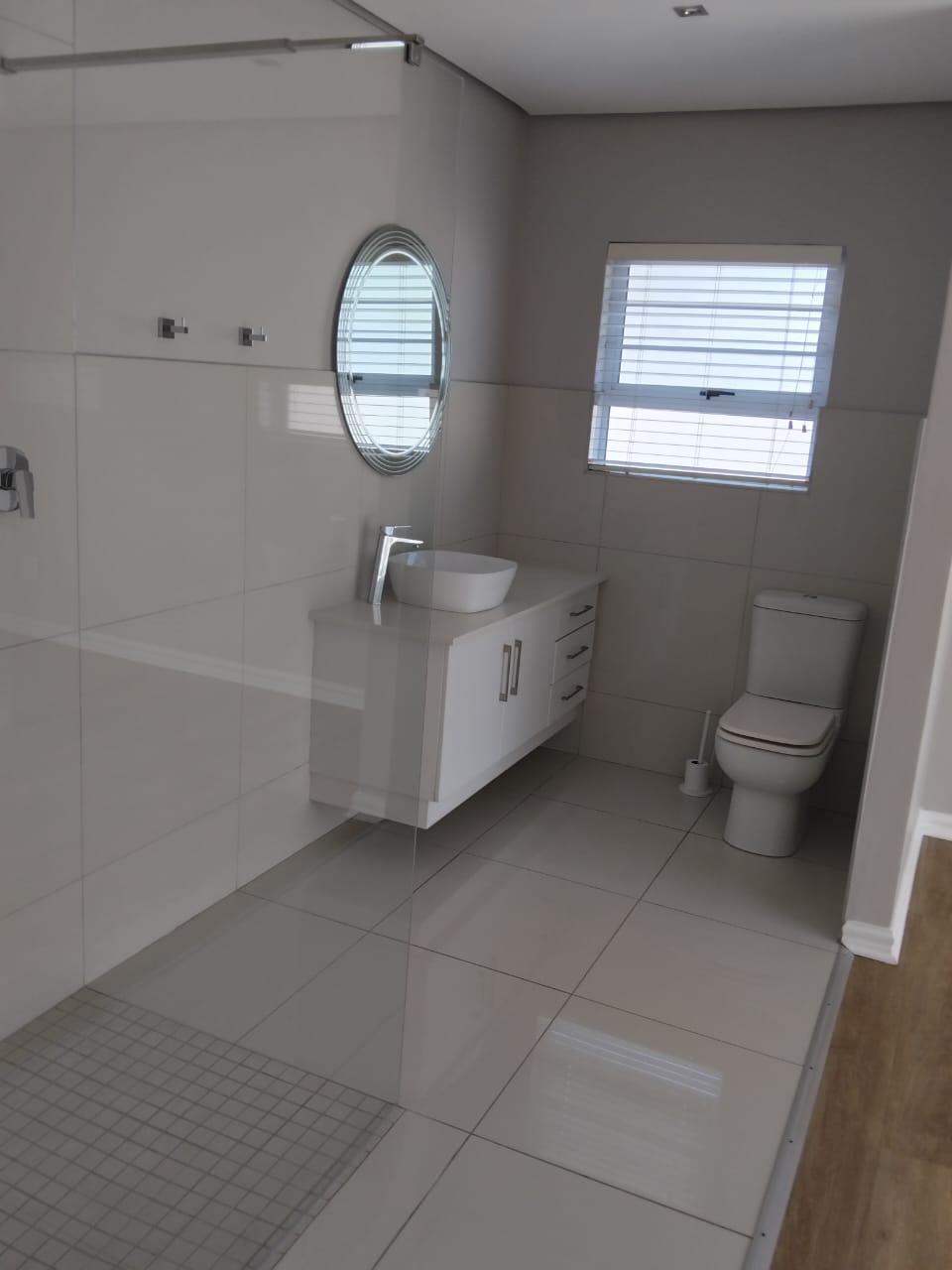 14 Family home in peaceful estate for sale