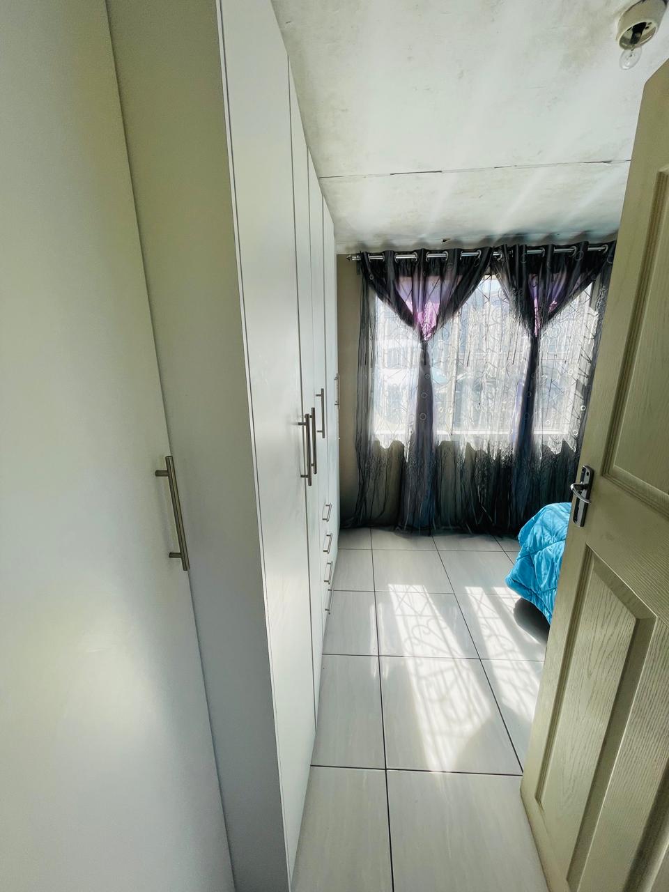 14 2 Bedroom House for Sale in Buffalo Flats