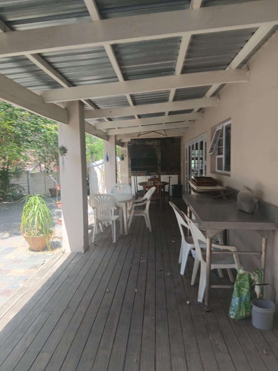 15 Charming Family Home with Granny Flat and Bachelor Apartment in Abbotsford For sale!
