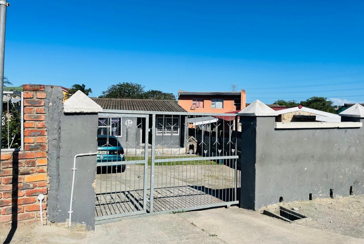 2 Bedroom House for Sale in Buffalo Flats