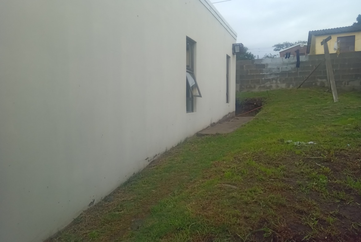 5 FLATS FOR SALE!