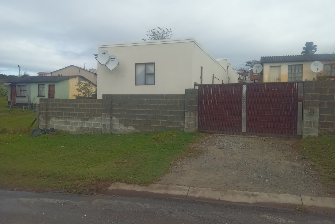 5 FLATS FOR SALE!