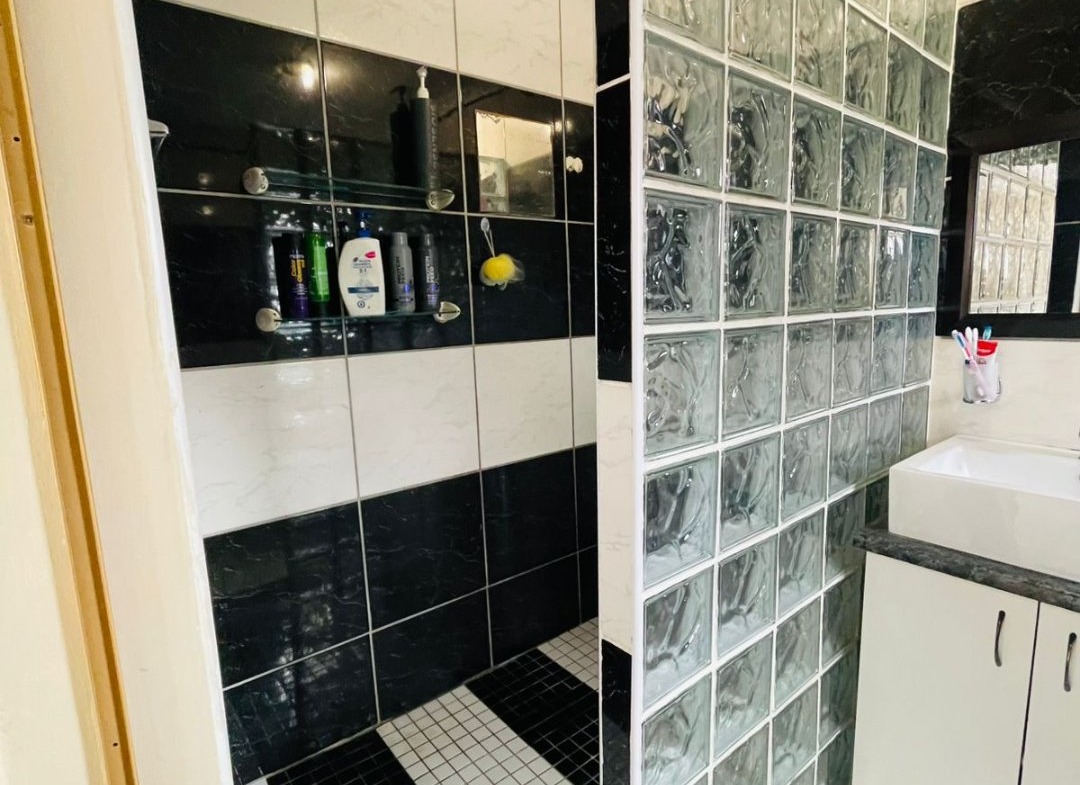 3 Bedroom House for Sale in Gonubie