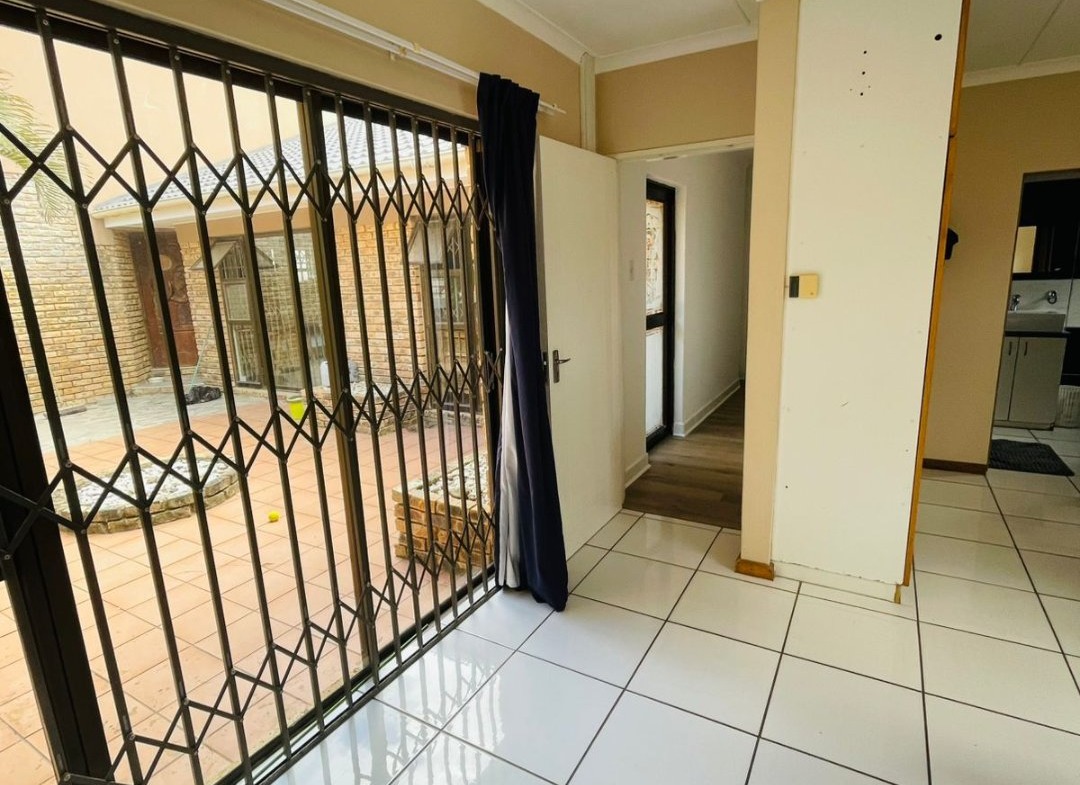 3 Bedroom House for Sale in Gonubie