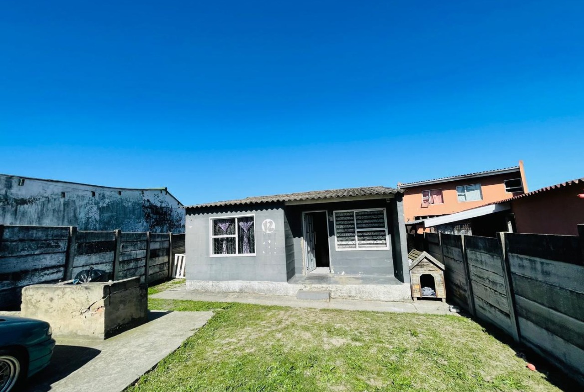 2 Bedroom House for Sale in Buffalo Flats