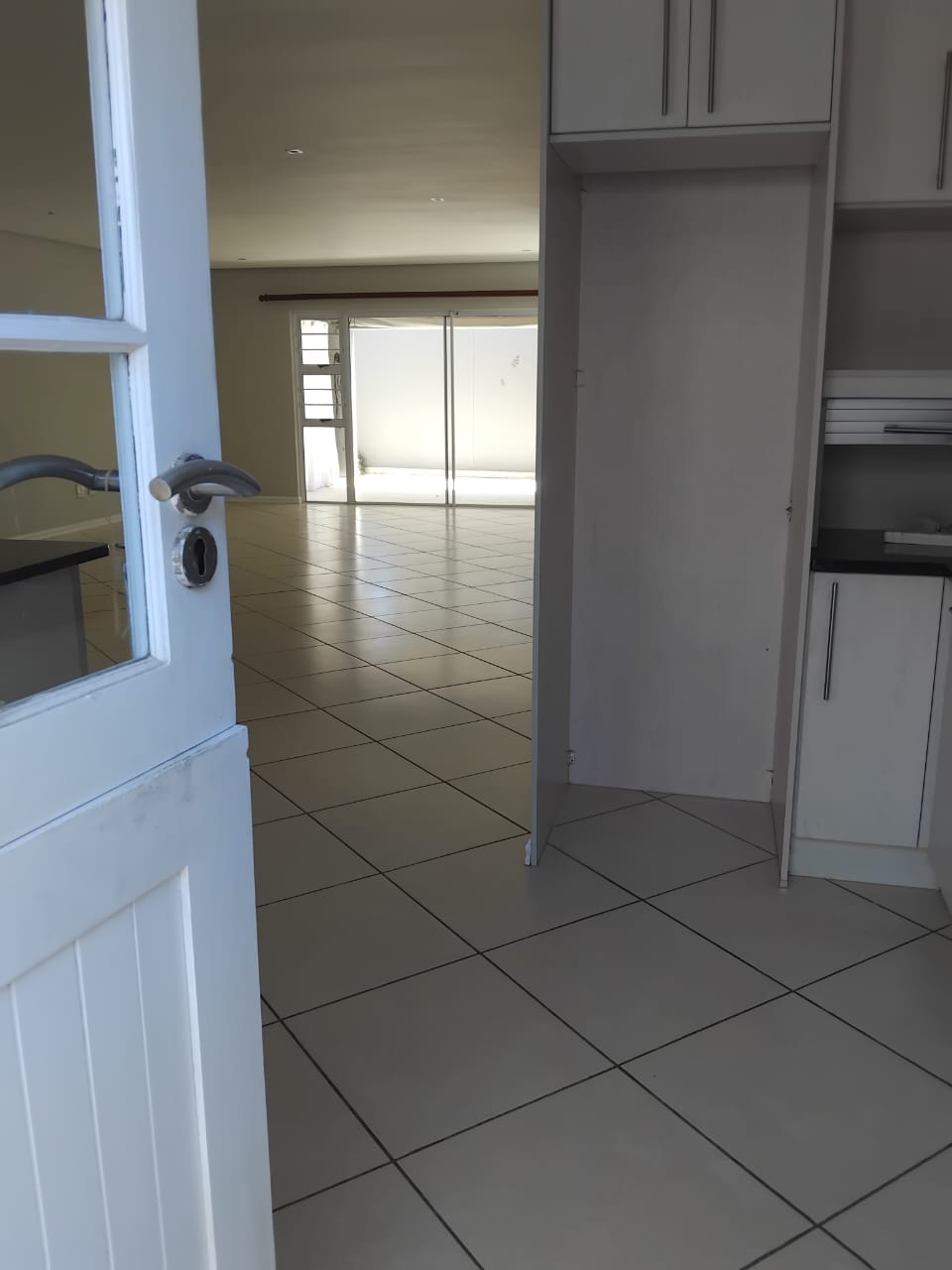 3 Family home in peaceful estate for sale
