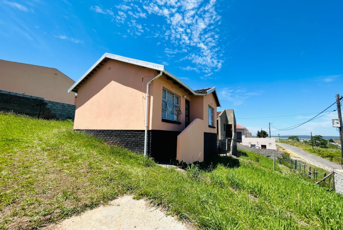 2 BEDROOM HOUSE IN NU17 MDANTSANE FOR SALE!
