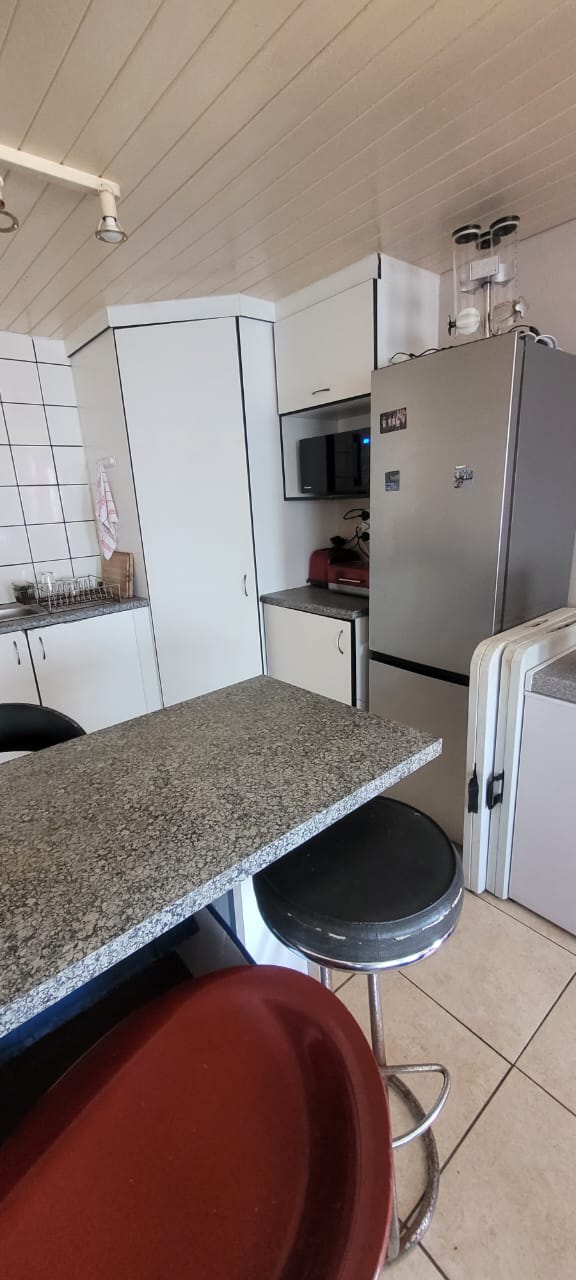 38 3 Bedroom House for Sale in Gonubie