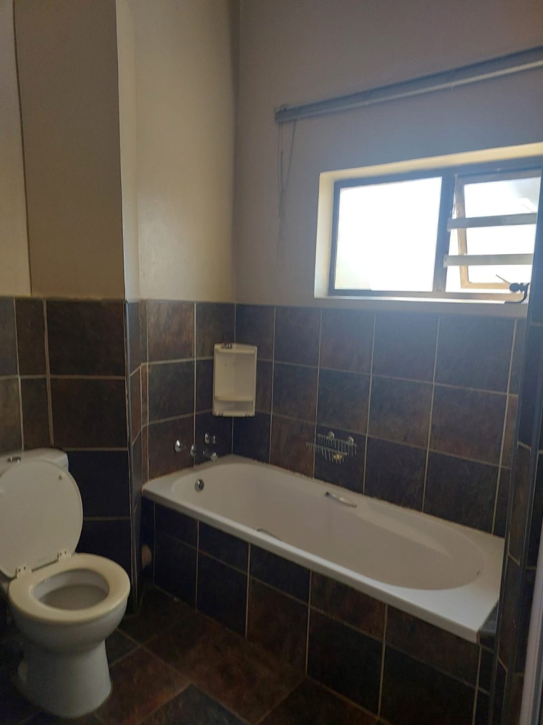 44 3 Bedroom House for Sale in Gonubie